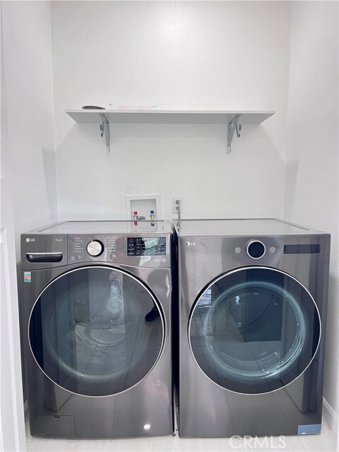 Building Photo - 11147 Daneswood Dr