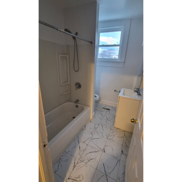 Building Photo - 4620 Pall Mall Rd