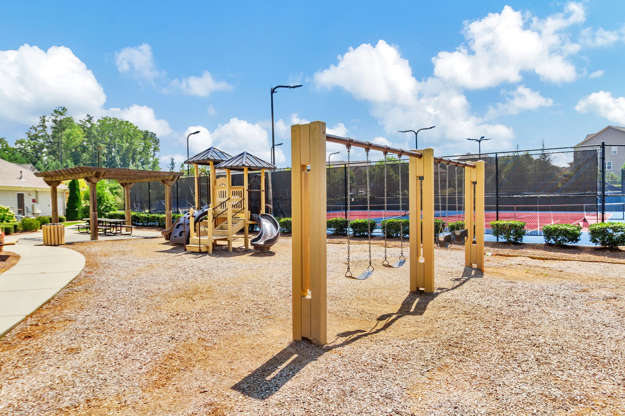 Building Photo - 4730 Sabino Bnd