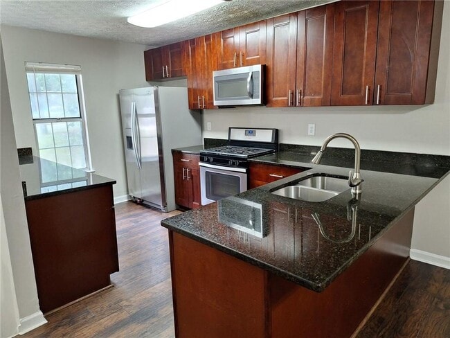 Building Photo - 3839 Valpariso Cir