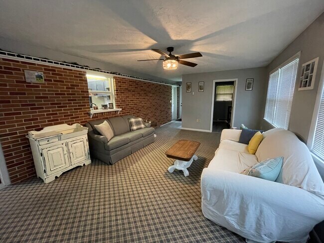 Building Photo - 20 Corriedale Rd