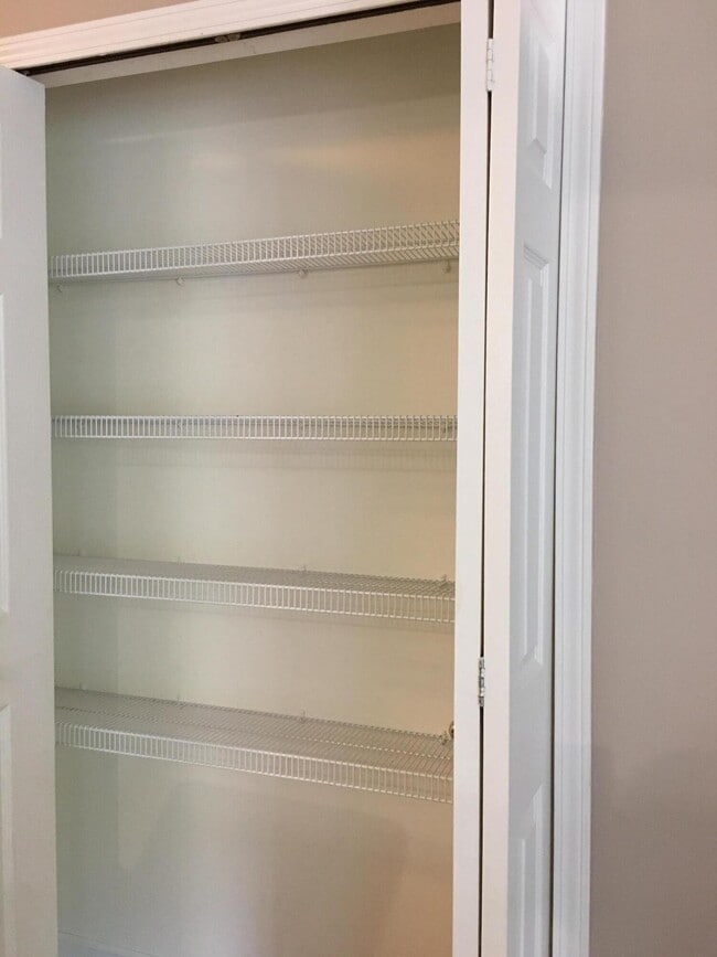 Building Photo - 20209 Chesapeake Cir