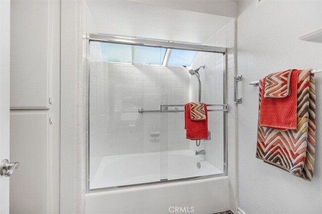 Building Photo - 22586 Galilea