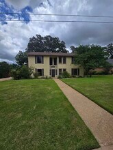 Building Photo - 1822 Northwood Ct