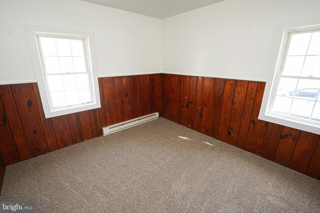 Building Photo - 8369 Nylon Ave