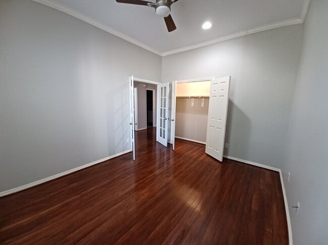 Building Photo - 13401 Indigo Sands Dr