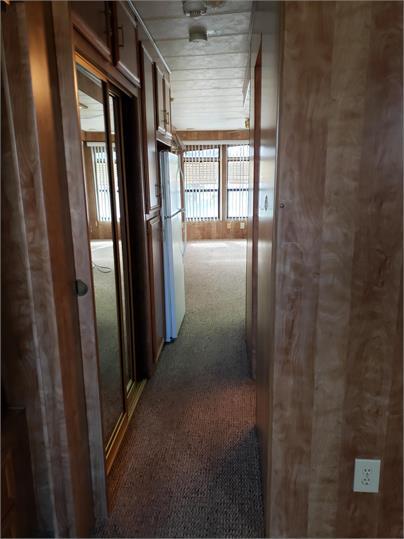 Building Photo - Kings Row #25  Washington 1 Bed 1 Bath  55...