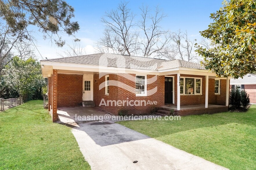 Building Photo - 3042 Bethune Ave