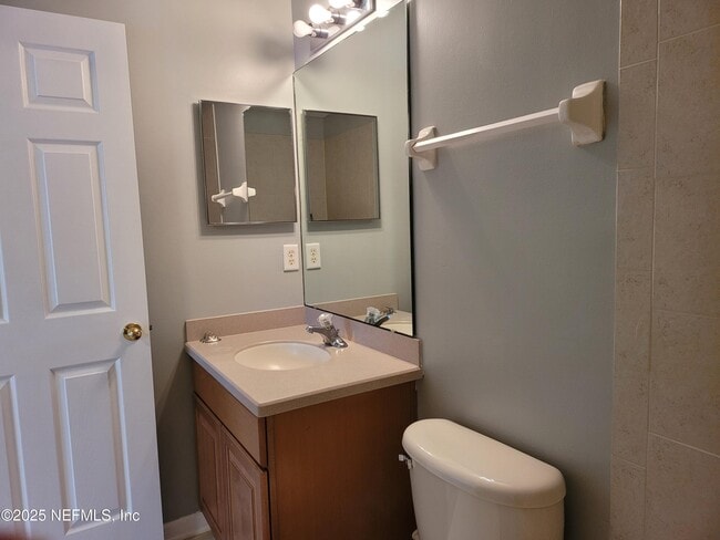 Building Photo - 1491 Fieldview Dr