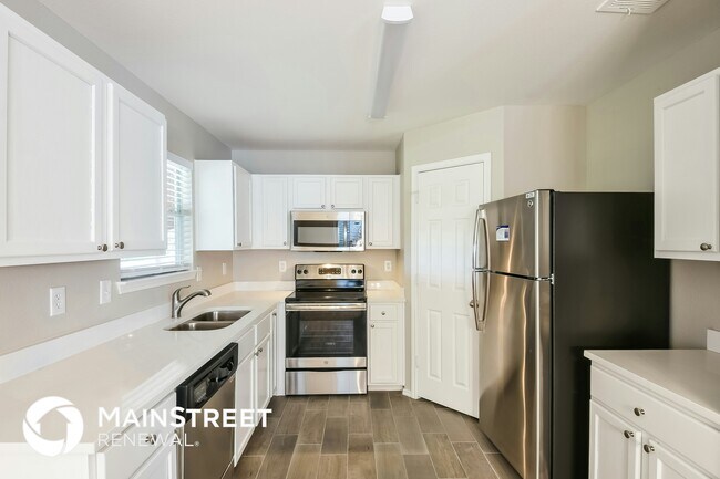 Building Photo - 10203 Crystal View