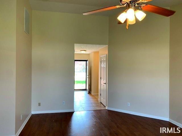 Building Photo - 4879 Imperial Dr