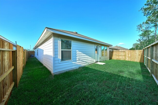 Building Photo - 3799 Solanum Dr