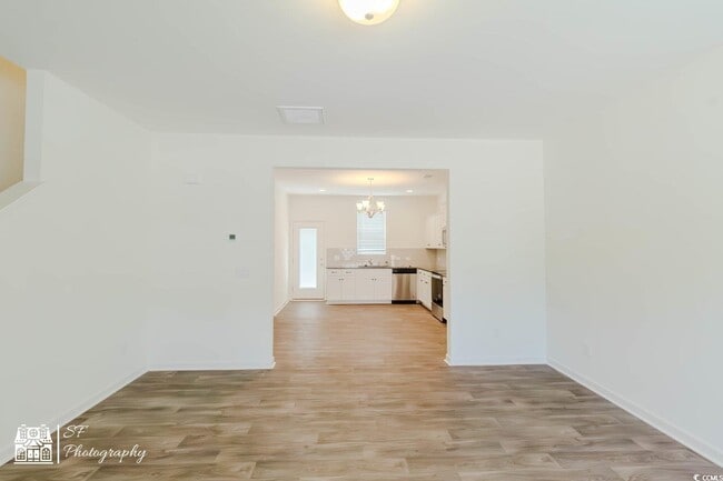 Building Photo - 206 Banbury Ln