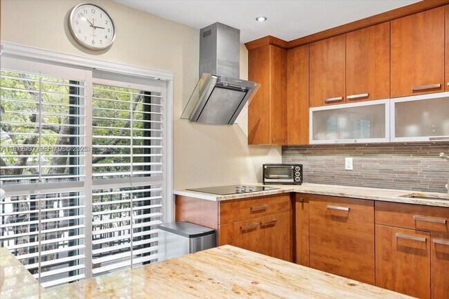 Building Photo - 3097 Bird Ave