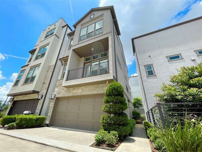 Building Photo - 809 Leavenworth Ave