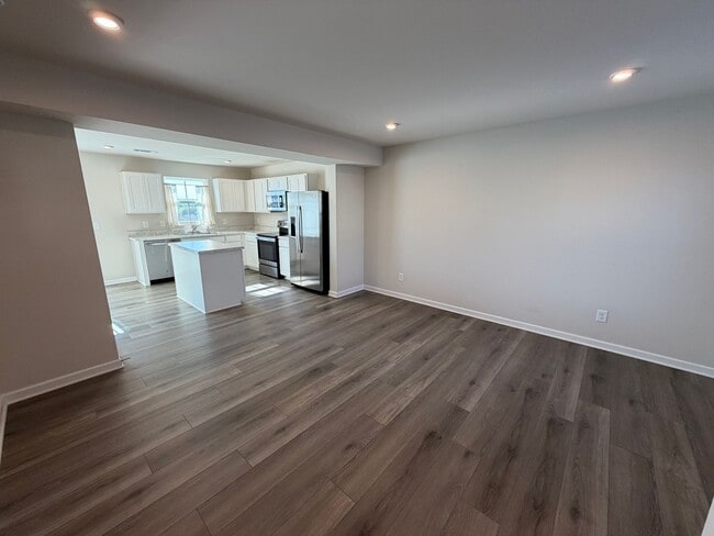 Building Photo - Thornton Grove Townhome