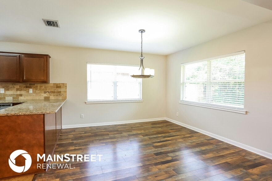 Building Photo - 1217 Brookmont Ave E