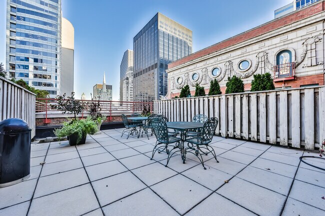 Building Photo - 71 Lower Wacker Dr