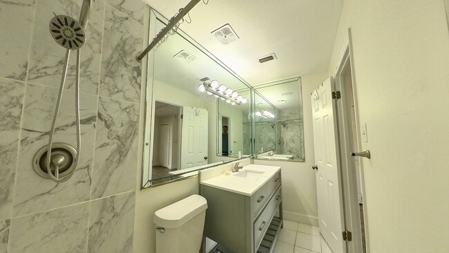 Building Photo - 111 Georgetown Dr