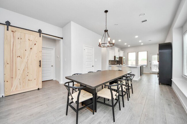 Building Photo - 4219 Colony Ln