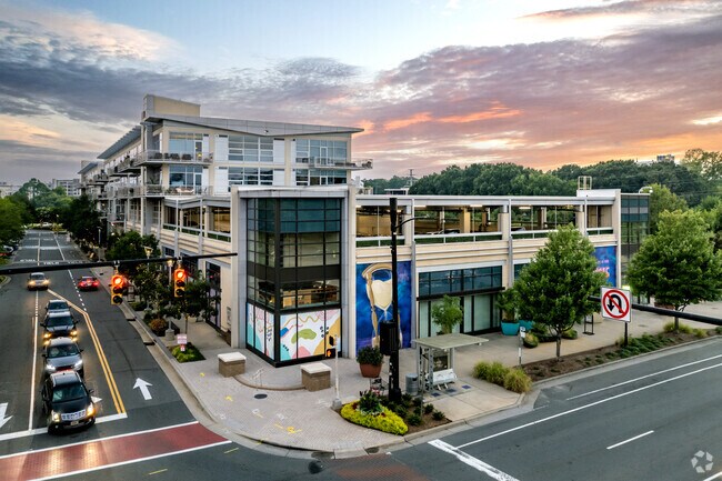 Building Photo - Met Terraces