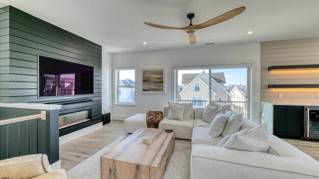 Building Photo - 107 N New Haven Ave