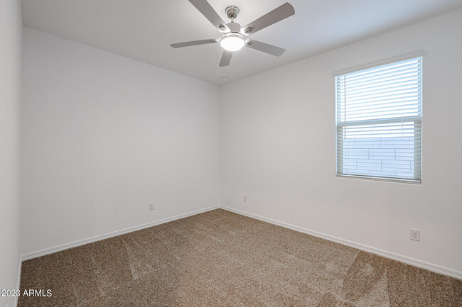 Building Photo - 13554 W Shifting Sands Dr