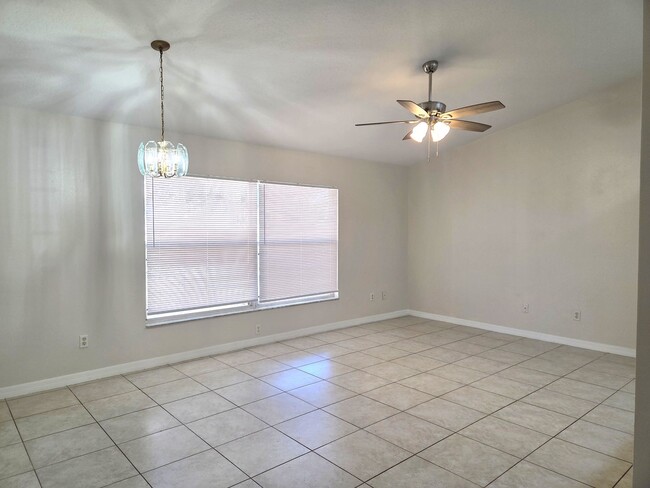 Building Photo - 2/2 Villa in Clermont