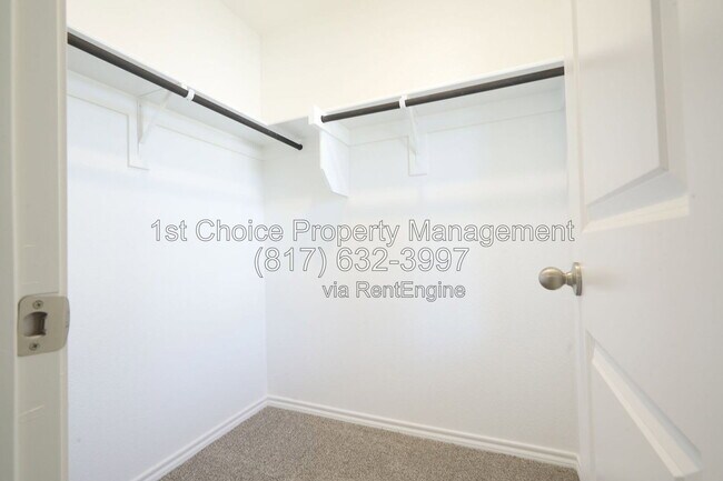 Building Photo - 713 Spaulding St