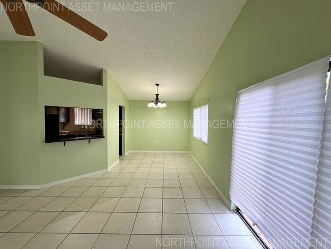 Building Photo - Charming 2BR 2BA Home w/  Full Appliance Suite • Fenced Yard • Driveway Parking in Miramar