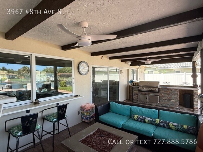 Building Photo - 3967 48th Ave S