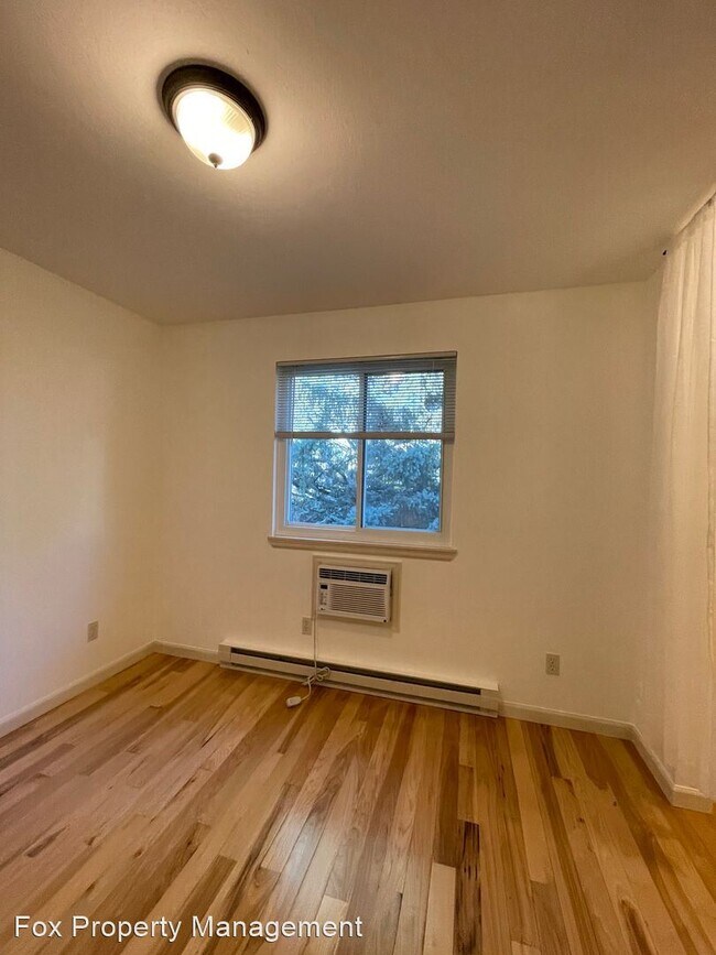 Building Photo - 3 br, 3 bath House - 1504 Pine Street Unit C