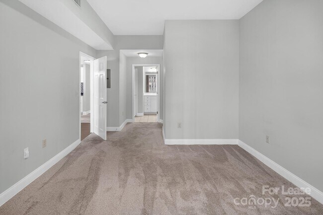 Building Photo - 300 W 5th St