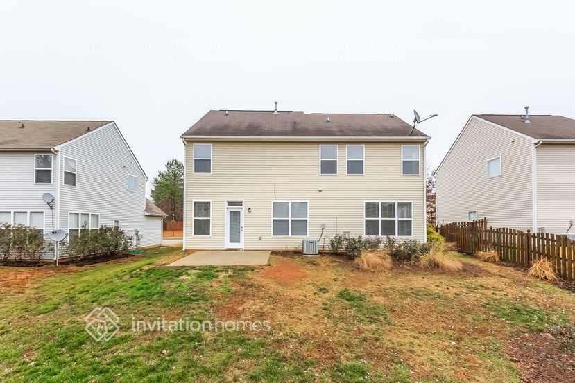 Building Photo - 14712 Castletown House Dr