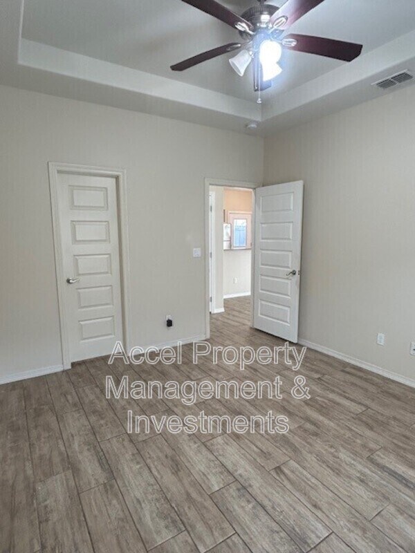 Building Photo - 3713 Whitewing Ave