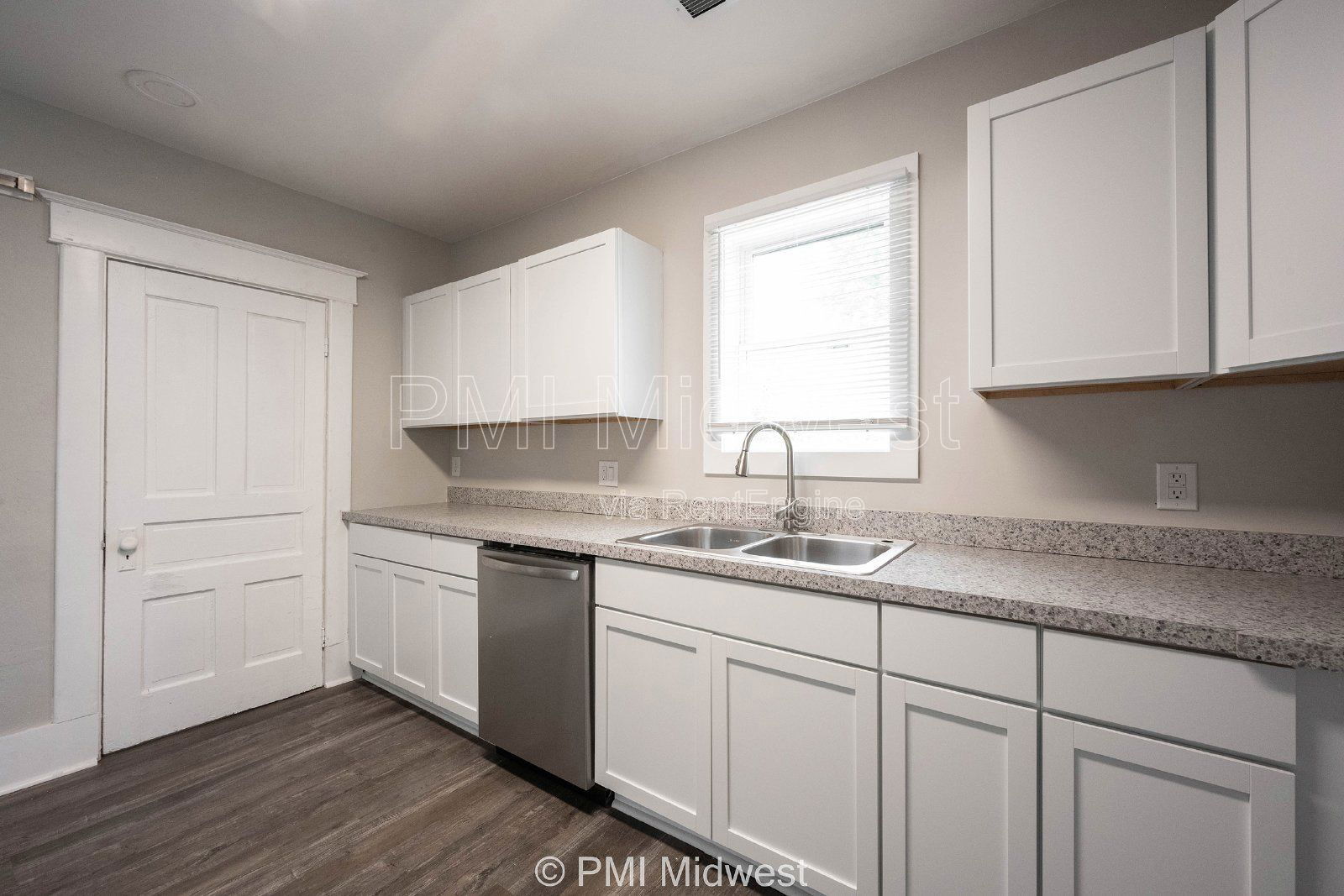 Building Photo - 538 W 29th St