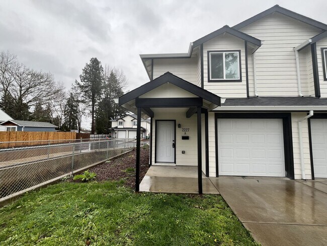 Building Photo - JDD2413