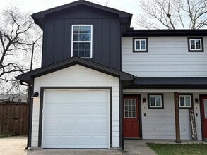 Building Photo - 152 Doolittle St