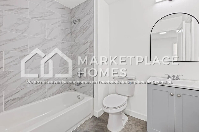 Building Photo - 1373 Cooper St