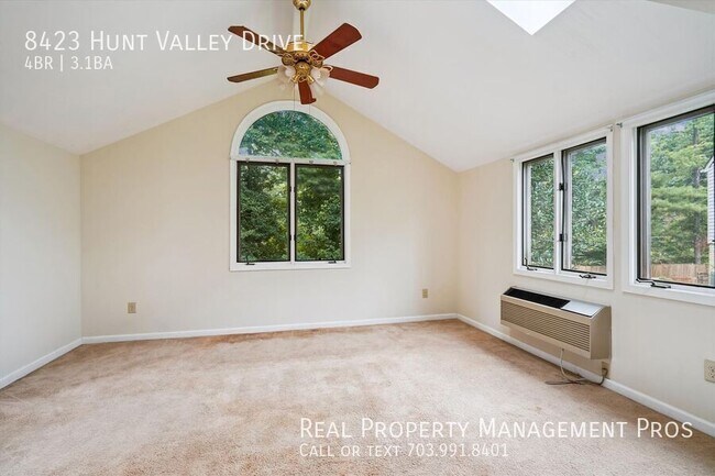 Building Photo - 8423 Hunt Valley Dr