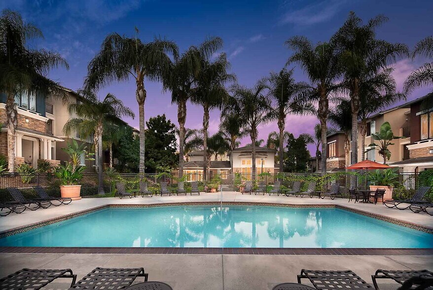 Primary Photo - Pinnacle at Otay Ranch