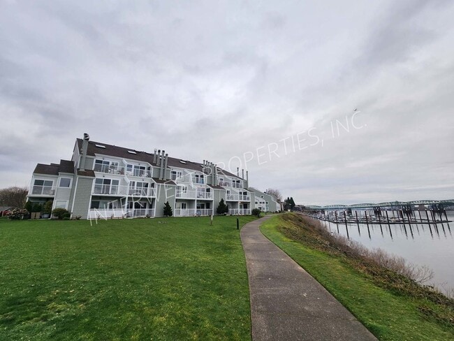 Building Photo - 153 N Hayden Bay Dr