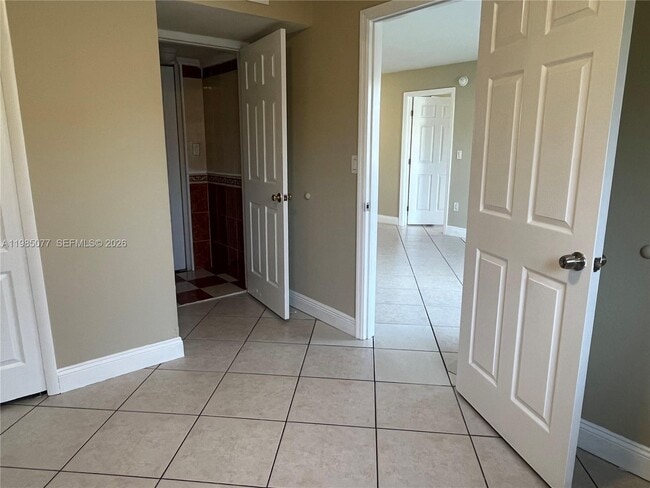 Building Photo - 6091 W 22nd Ct