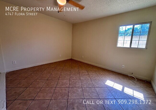 Building Photo - 4747 Flora St