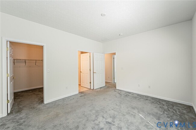Building Photo - 7301 Norwood Pond Pl