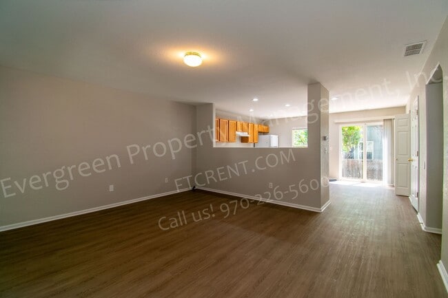 Building Photo - 3326 Warren Farm Dr