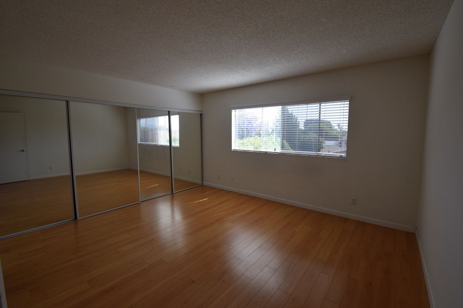 Building Photo - 4930 Whitsett Ave