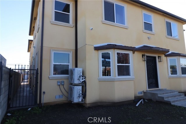 Building Photo - 295 E Lerdo Hwy