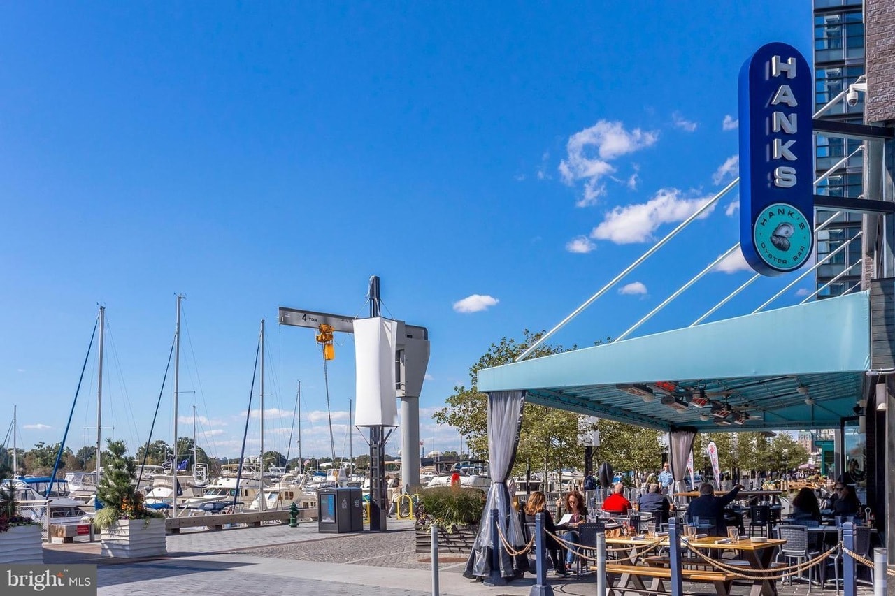 Oysters! - 1101 3rd St SW