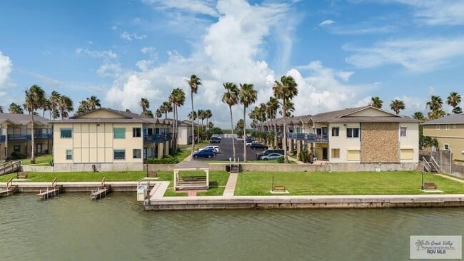 Building Photo - 77 Santa Isabel Blvd